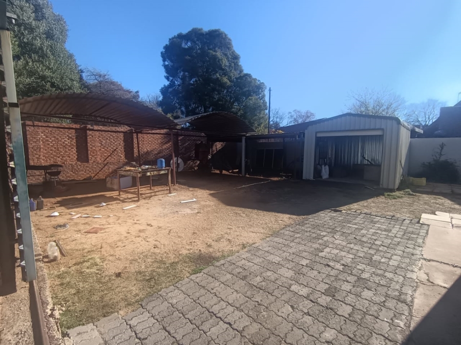 4 Bedroom Property for Sale in Hadison Park Northern Cape